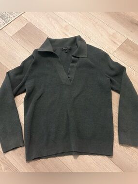 Banana Republic Dark Green Knit Cardigan
